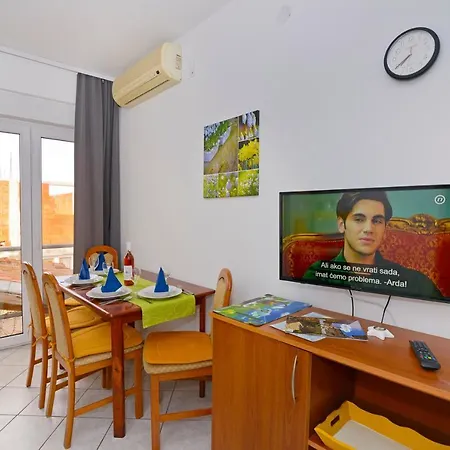 Jandrok Apartment Pirovac
