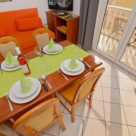 Jandrok Apartment Pirovac